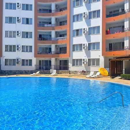 Riviera Fort Beach Apartments By Kalina Resort, Ravda Exterior photo