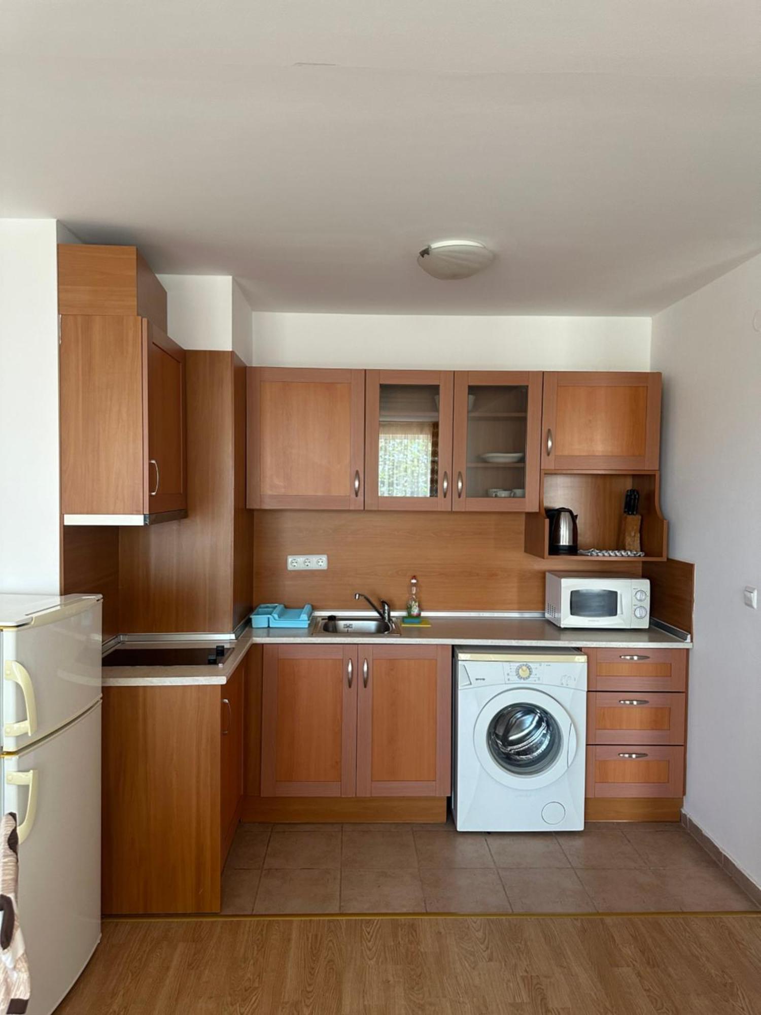 Riviera Fort Beach Apartments By Kalina Resort, Ravda Exterior photo