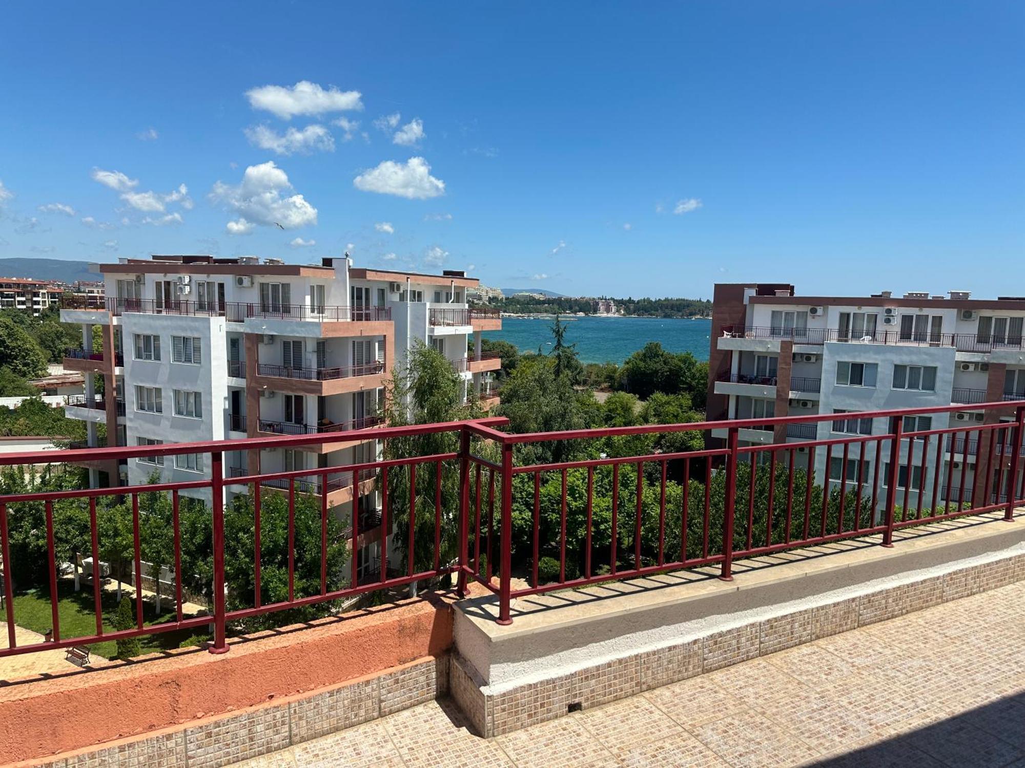 Riviera Fort Beach Apartments By Kalina Resort, Ravda Exterior photo